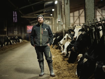 “Una pequeña minoría puede parar el país”, dice el alsaciano Lucas Lang, 23 años, ganadero y cultivador de cereales cerca de la frontera con Alemania. 