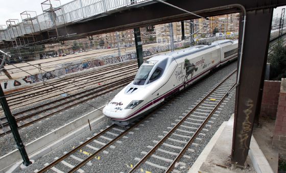 Estaci&oacute;n Joaqu&iacute;n Sorolla de Valencia en diciembre de 2010, en la inauguraci&oacute;n del AVE a Valencia. 