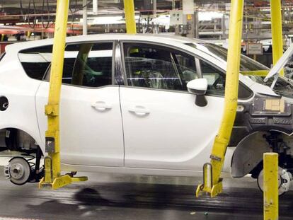 Opel exige a la plantilla de Figueruelas una rebaja salarial del 6% en 2018