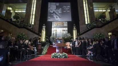 Homenaje a Jos&eacute; Luis Cuevas en el Palacio Nacional de Bellas Artes 