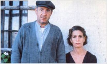 Alfredo Landa y Terele Pávez, en 'Los santos inocentes'