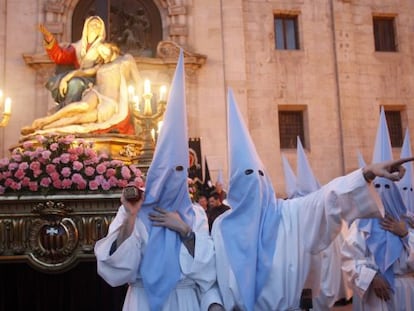 Uno de los pasos de la procesión de Jueves Santo del año pasado en Bilbao