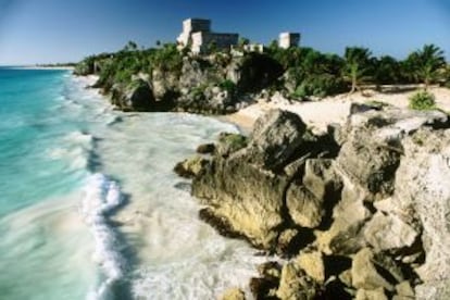 Panorámica del sitio arqueológico de Tulum, en la Riviera Maya (México).