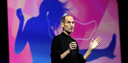 Steve Jobs presenta el iCloud el 6 de junio de 2011.