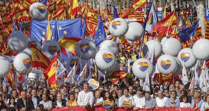 Manifestaci&oacute;n unionista convocada por Sociedad Civil Catalana en contra de la rep&uacute;blica catalana. 
