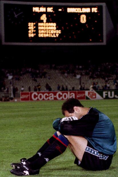 Zubizarreta, tras el 4-0 del Milan en la final europea de 1994.