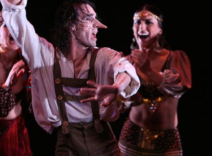 Un momento del espectáculo que estrena el Teatro Albéniz.