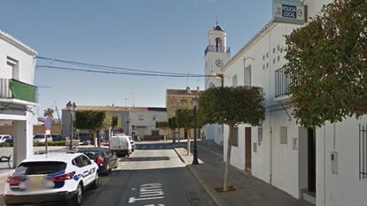 Calle en la que se produjo el suceso, en la localidad valenciana de San Antonio de Benagéber.