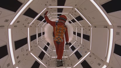 Escena de la película de ciencia ficción '2001: Una odisea del espacio', dirigida por Stanley Kubrick, en la que un superordenador no se deja desconectar.