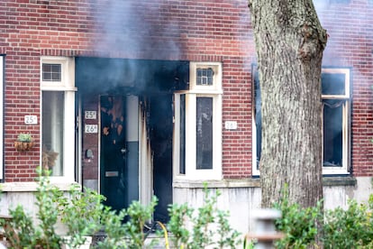 Imagen del edificio donde se produjo el primer tiroteo en el atentado de Róterdam (Países Bajos).