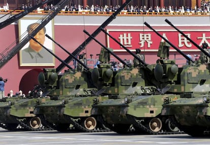 Carros blindados, en un desfile militar en 2015.