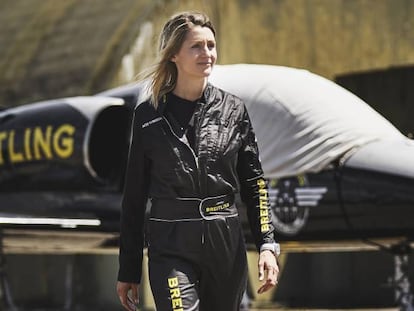 Aude Lemordant, piloto de acrobacias de Breitling y piloto comercial de AirFrance