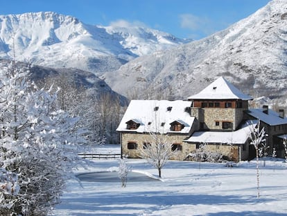 Exterior del hotel Selba d’Ansils, en Benasque (Huesca). 