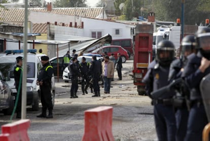 Operación policial contra el tráfico de droga en la Cañada Real.