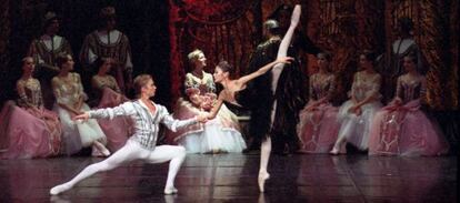 'El lago de los cisnes', por el Ballet Imperial Ruso.