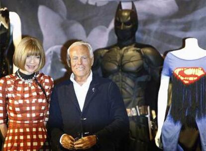 Anna Wintour y Giorgio Armani, el miércoles en la exposición <i>Superhéroes.</i>