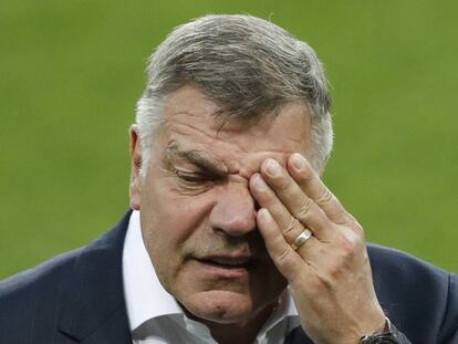 Allardyce en el estadio de Eslovaquie en septiembre.