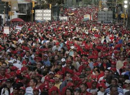 Acto multitudinario para celebrar el aniversario de la recuperación del poder del chavismo luego del golpe de Estado de 2002