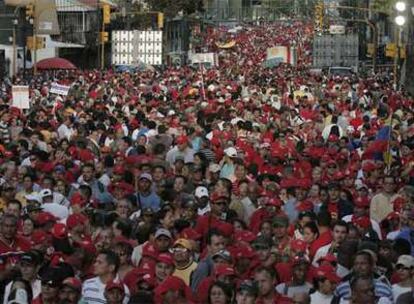 Acto multitudinario para celebrar el aniversario de la recuperación del poder del chavismo luego del golpe de Estado de 2002