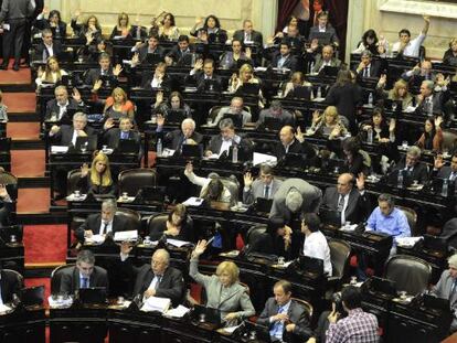 Debate sobre el acuerdo con Repsol en la C&aacute;mara de Diputados.