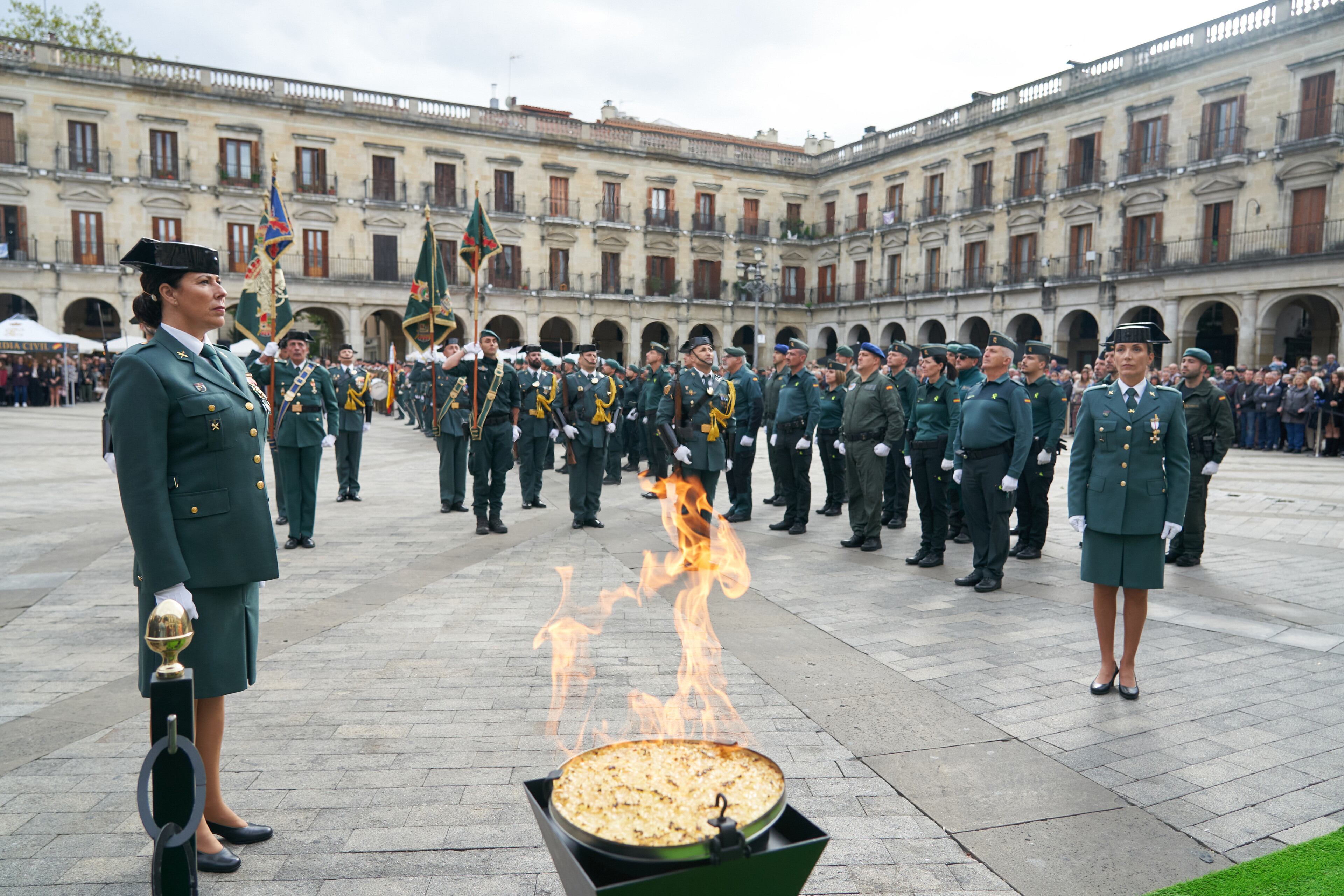 La Guardia Civil celebra su fiesta en el centro de Vitoria por primera vez en 180 años de historia