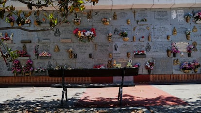 Nichos del Cementerio Sur-Carabanchel de Madrid.