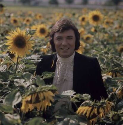 El cantante checo Karel Gott en 1969.