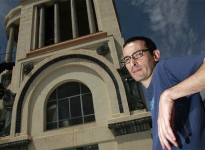 El filósofo, profesor y gestor cultural César Rendueles, en la terraza del Círculo de Bellas Artes.