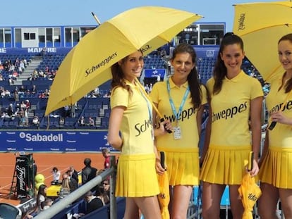 Hostesses during the last year's Barcelona Tennis Open.