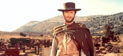 El actor Clint Eastwood en un fotograma de 'Por un puñado de dólares'.