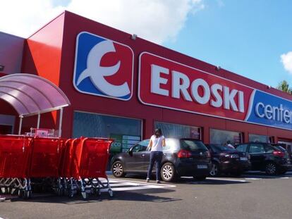 Eroski abre 52 franquicias en medio año