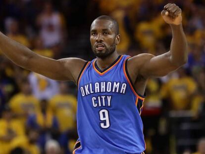 Serge Ibaka, en un partido co los Thunder. 