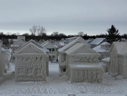 Vídeo | Una ciudad se convierte en hielo en Canadá tras la histórica tormenta ‘Elliot’