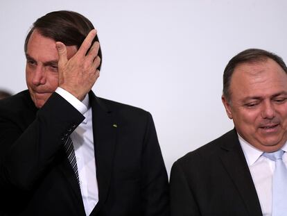 Presidente Jair Bolsonaro e seu ministro da Saúde, Eduardo Pazuello.