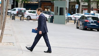 El presidente de BBVA, Carlos Torres, entrando en la Audiencia Nacional