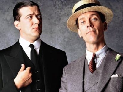 En Jeeves & Wooster, Stephen Fry, ayuda de cámara de un aristocrático Hugh Laurie, se referiría a sí mismo como "el caballero personal del caballero".