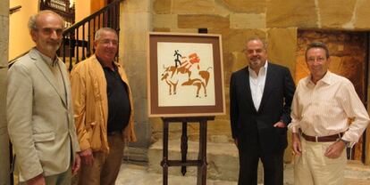 José Antonio Lasheras, director del museo Altamira, el alcalde de Santillana del Mar, Isidoro Rábago, Ignacio Polanco y Emiliano Martínez, presidente de Santillana.