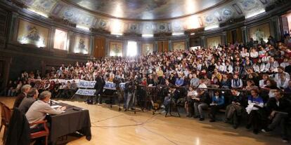 Asamblea de facultativos en el Colegio de M&eacute;dicos de Madrid. 