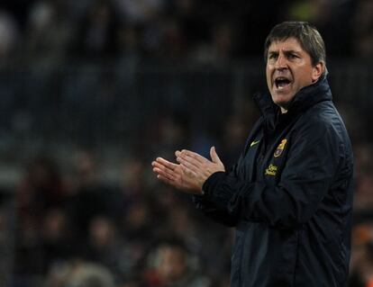 Roura en la banda del Camp Nou.