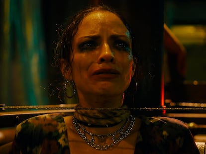 Un fotograma de Saw X' en el que aparece Paulette Hernández en el papel de Valentina.