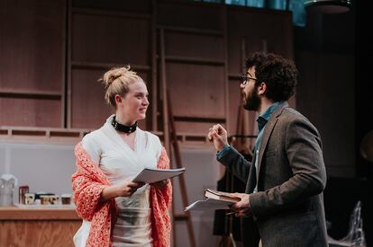 Escena de 'La Venus de les pells' en el Teatre Akadèmia de Barcelona.