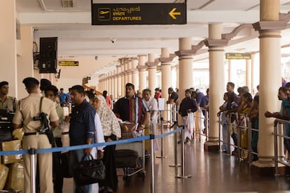 El aeropuerto de Cochin, en el estado de Kerala, es el cuarto con mayor densidad de tráfico de India –7,8 millones de pasajeros en 2015. 