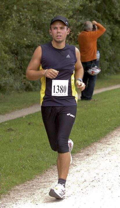 Andreas Lubitz corre la media maraton, Airportrace, en Hamburgo el 13 de septiembre de 2009