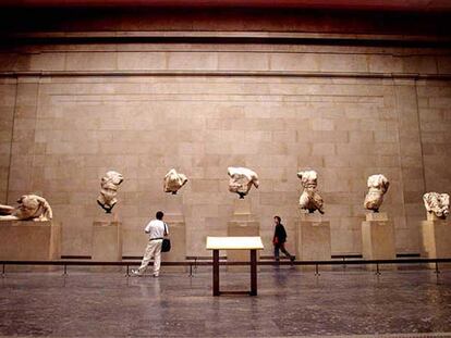 Esculturas del friso del Partenón en el British Museum, en una imagen del año 2000.