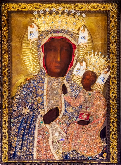 Icono de la virgen negra de Czestochowa (Polonia) que se custodia en el monasterio católico de Jasna Góra. 