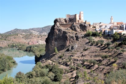 El río Cabriel en la confluencia con el Xúquer en Cofrentes.