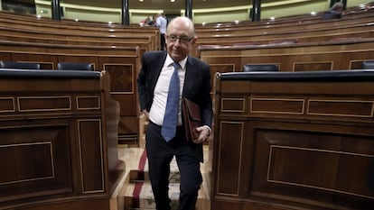 Cristóbal Montoro en el Congreso de los Diputados en 2017.