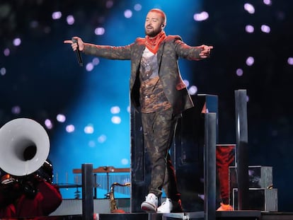 Justin Timberlake durante el espectáculo de medio tiempo de la Super Bowl.