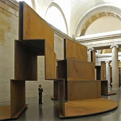 <i>Millbank steps</i> (2004), de Anthony Caro.