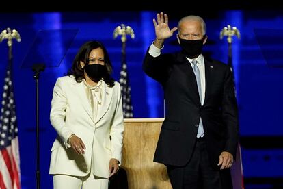 Joe Biden y Kamala Harris a su llegada al evento de celebración en Wilmington.